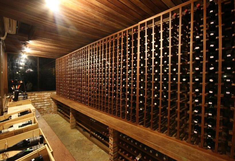 בית מלון כפרי Porto Preguiças Resort