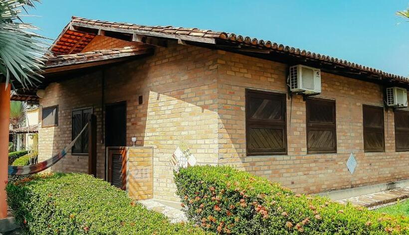 בית מלון כפרי Porto Preguiças Resort