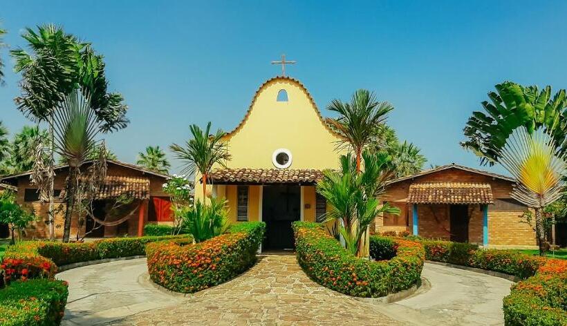 فندق Porto Preguiças Resort