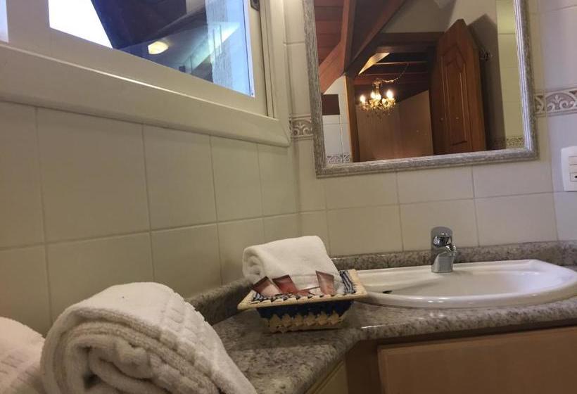 Отель Lê Chateau