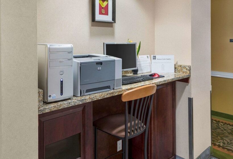 فندق Quality Inn Lakeville