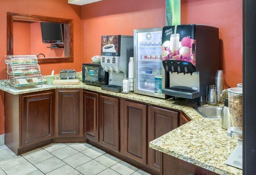 فندق Quality Inn Lakeville