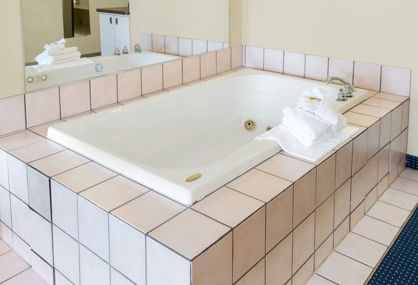 فندق Quality Inn Lakeville