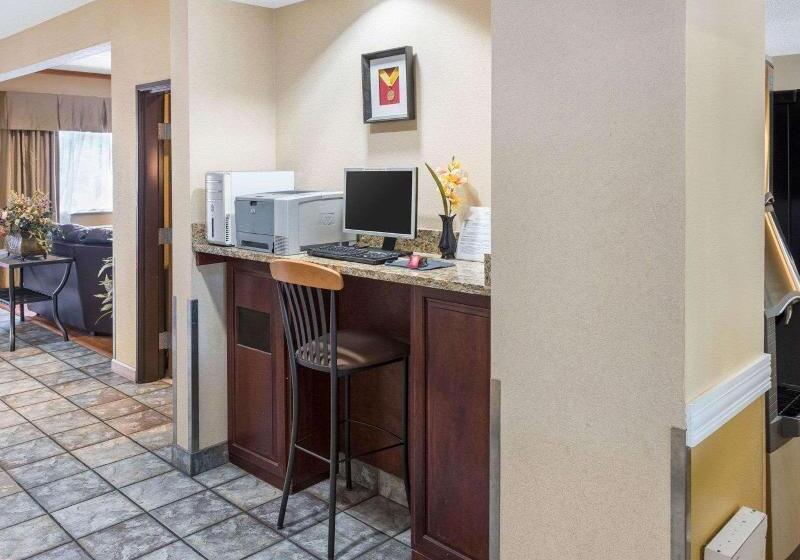 فندق Quality Inn Lakeville