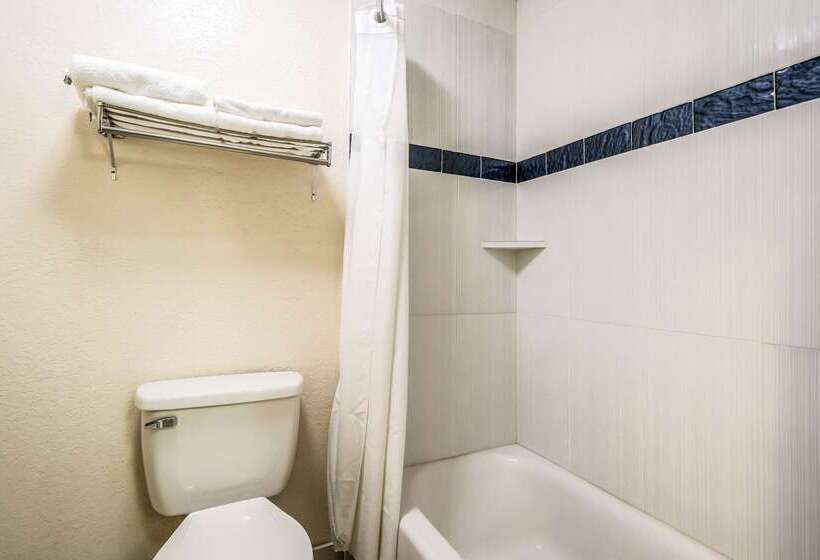 בית מלון כפרי Quality Inn Sarasota I75