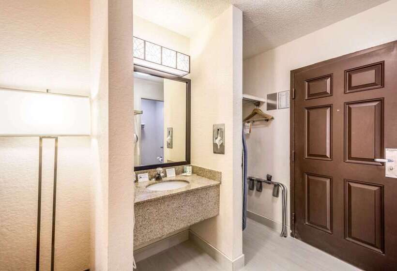 فندق Quality Inn Sarasota I75