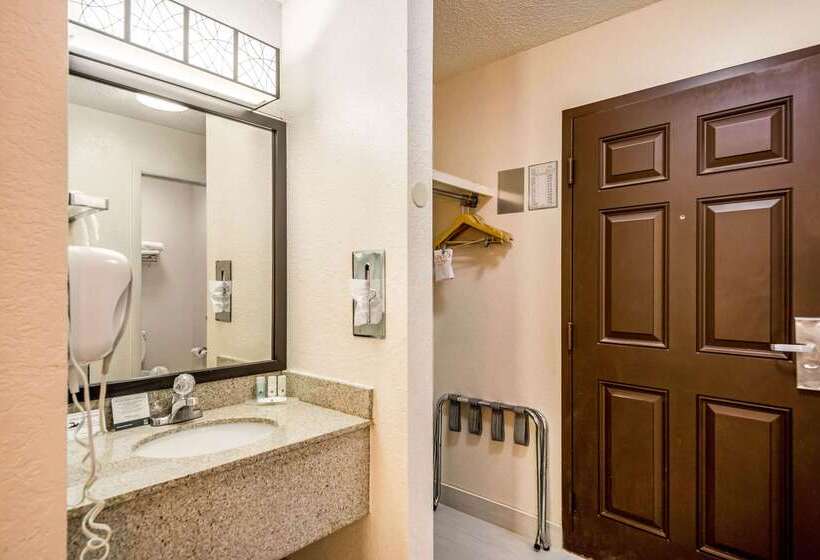 فندق Quality Inn Sarasota I75