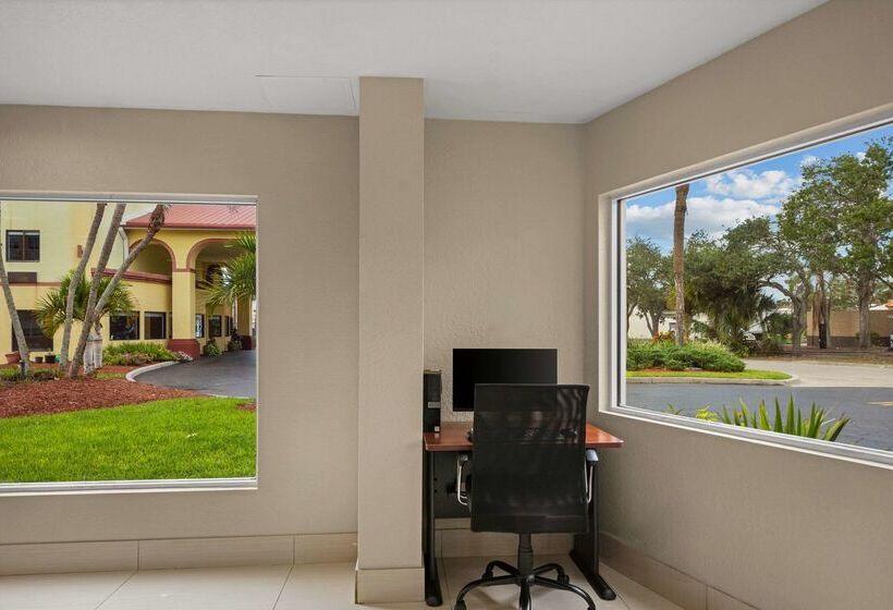 فندق Quality Inn Sarasota I75