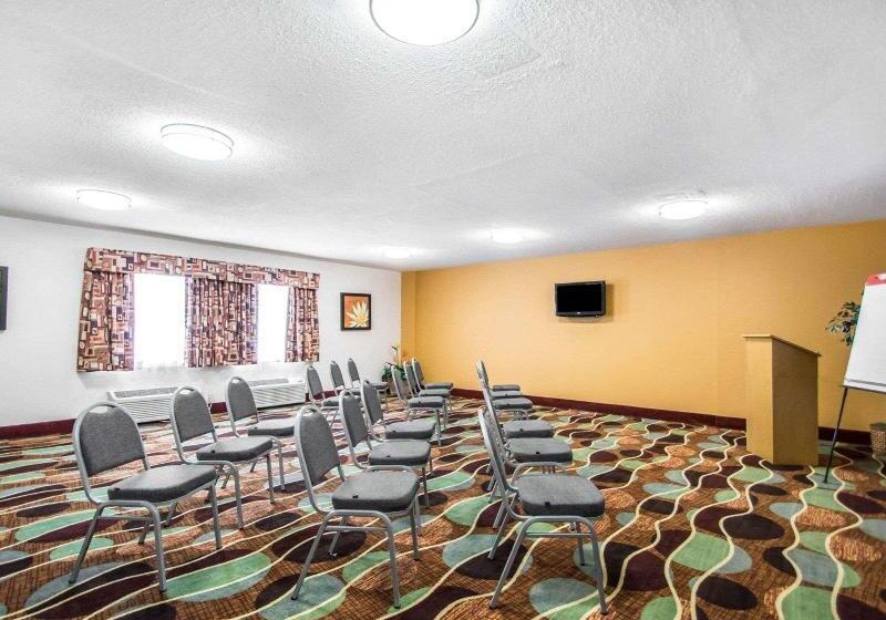 בית מלון כפרי Quality Inn Sarasota I75