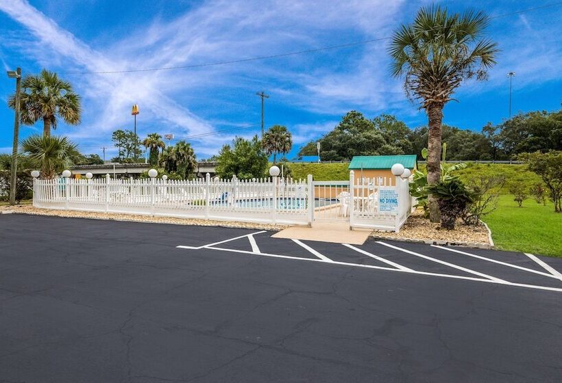 ホテル Quality Inn White Springs Suwanee