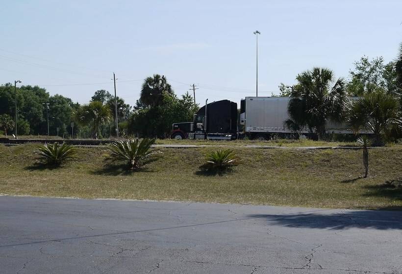 Отель Quality Inn White Springs Suwanee