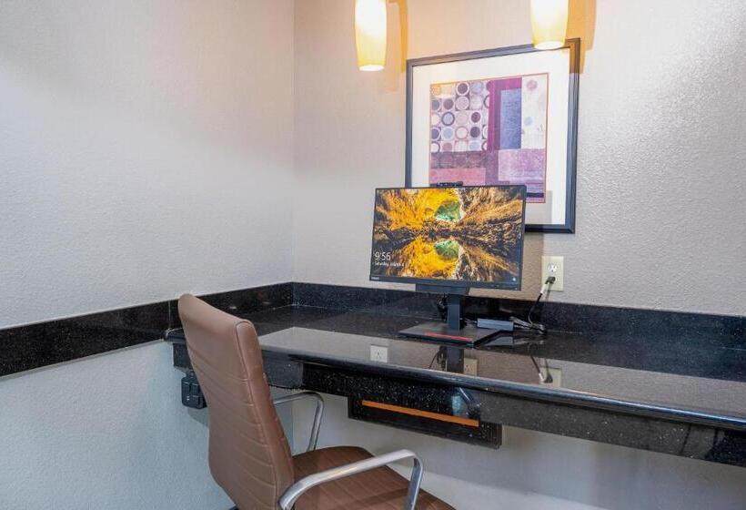 בית מלון כפרי Quality Suites Ne Indianapolis Fishers