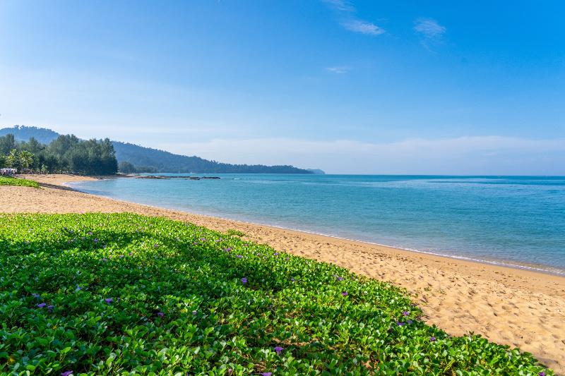 Отель Ramada Resort By Wyndham Khao Lak