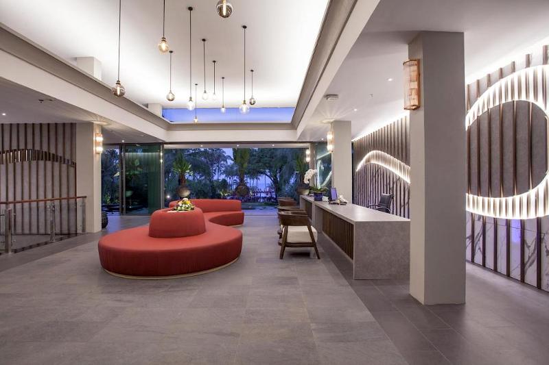 Отель Ramada Resort By Wyndham Khao Lak