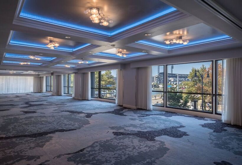 فندق Renaissance Pittsburgh