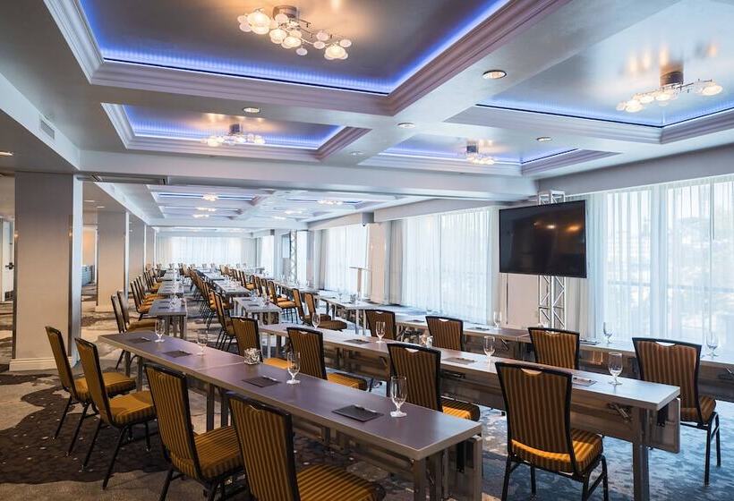 فندق Renaissance Pittsburgh