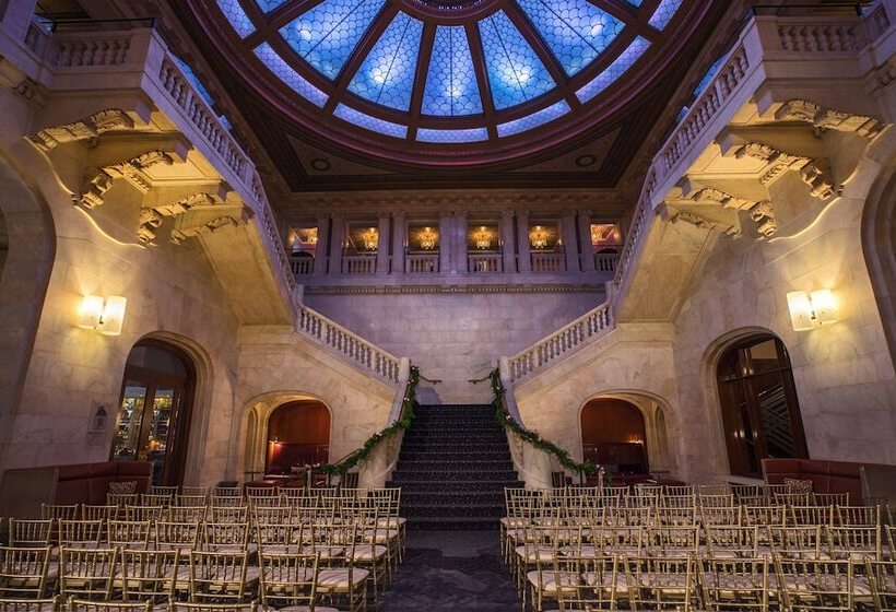 فندق Renaissance Pittsburgh