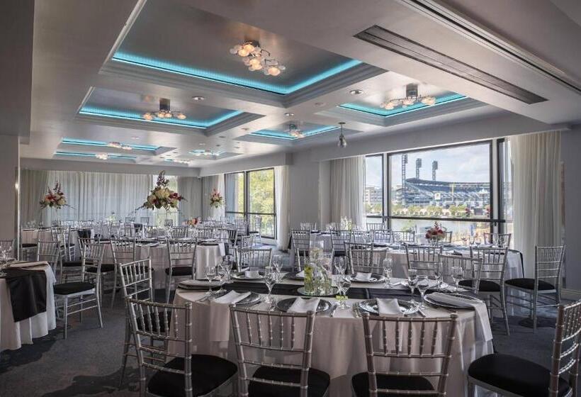 فندق Renaissance Pittsburgh