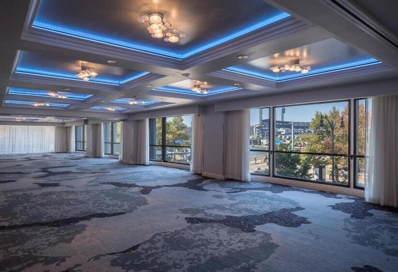 فندق Renaissance Pittsburgh