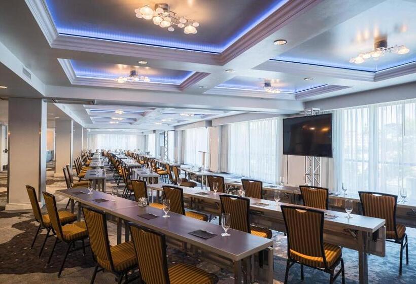 فندق Renaissance Pittsburgh