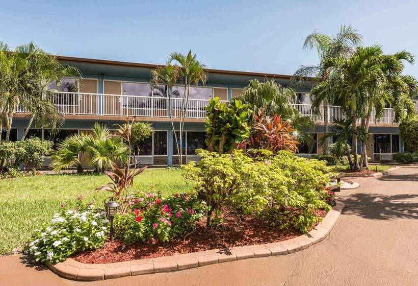 Отель Rodeway Inn & Suites Fort Lauderdale Airport & Cruise Port