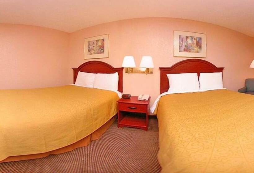 فندق Rodeway Inn North