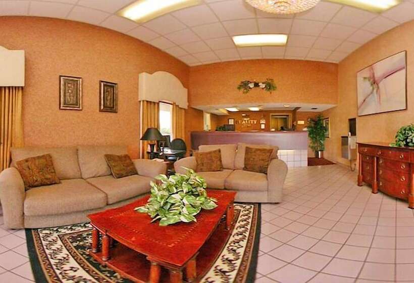 فندق Rodeway Inn North