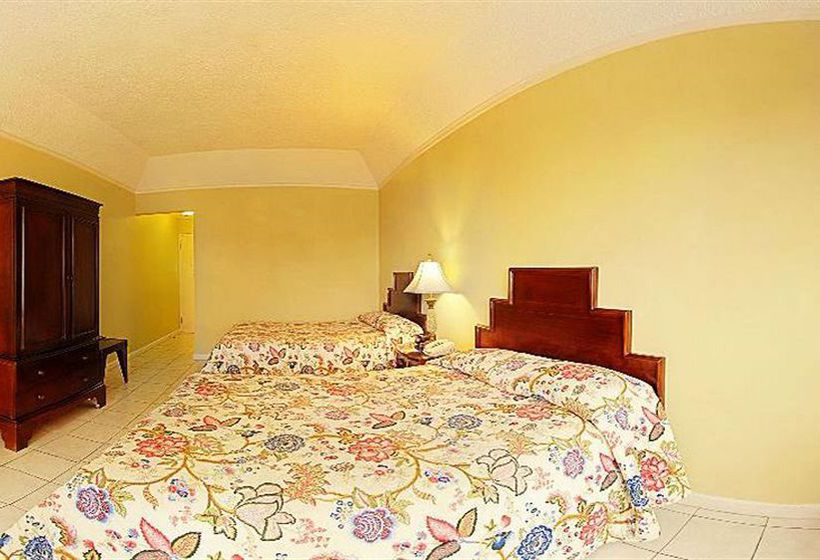 هتل Rooms On The Beach Ocho Rios