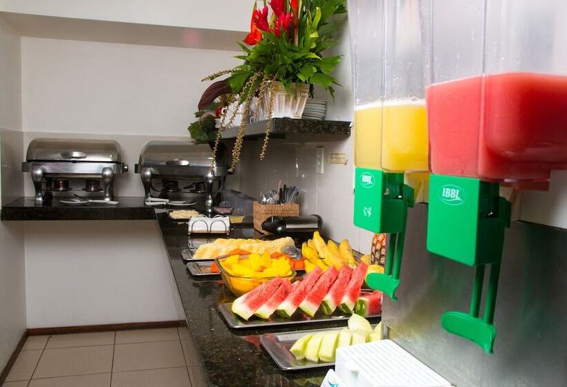 فندق Saint Patrick Praia