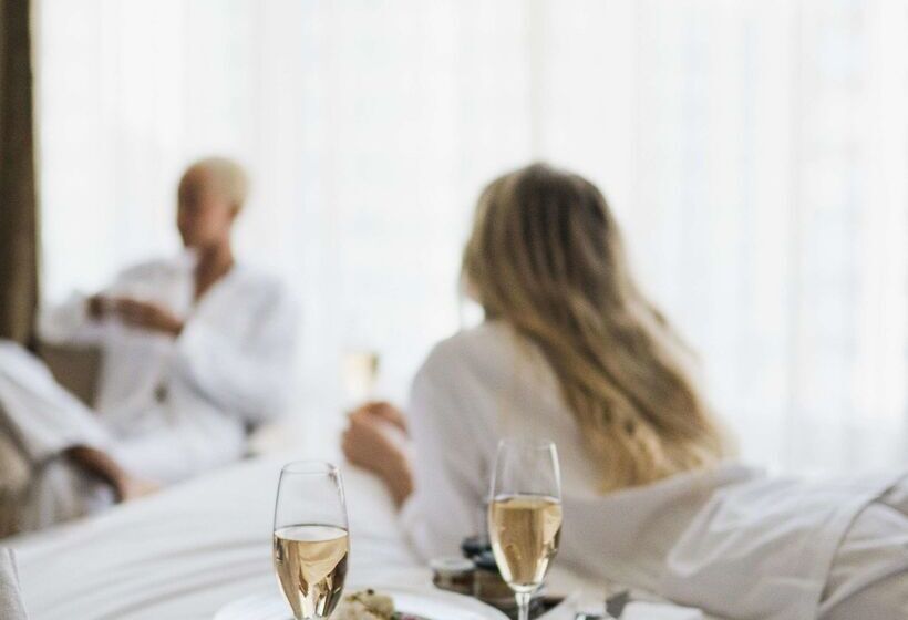 酒店 Shangrila Vancouver