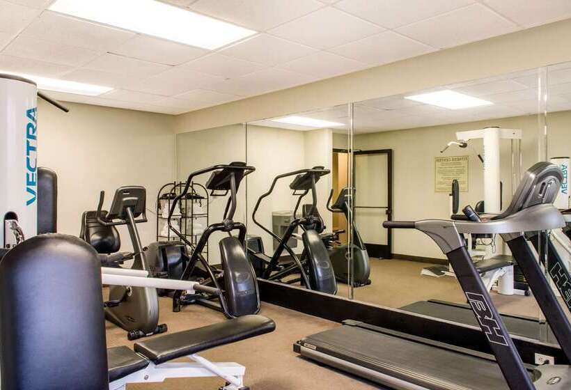 هتل Sleep Inn & Suites