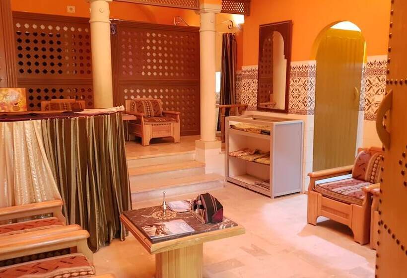 هتل Sun Palm Douz