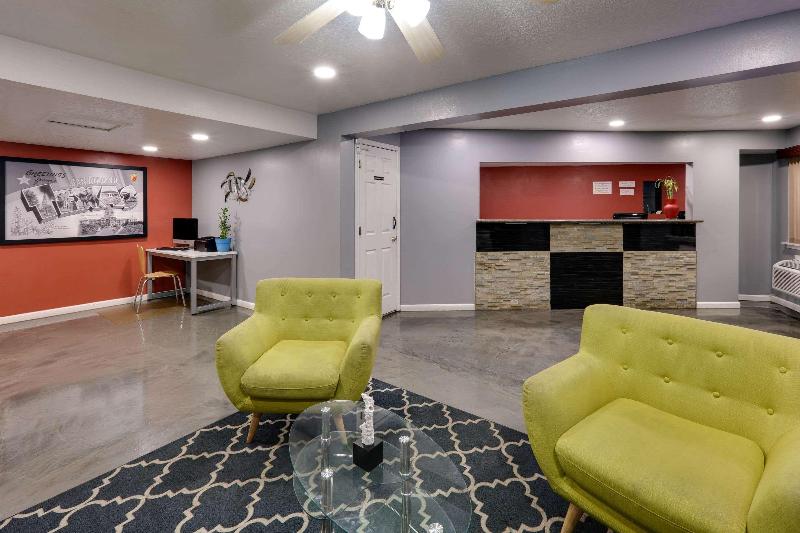 호텔 Super 8 By Wyndham San Antonio Pearl District / Downtown