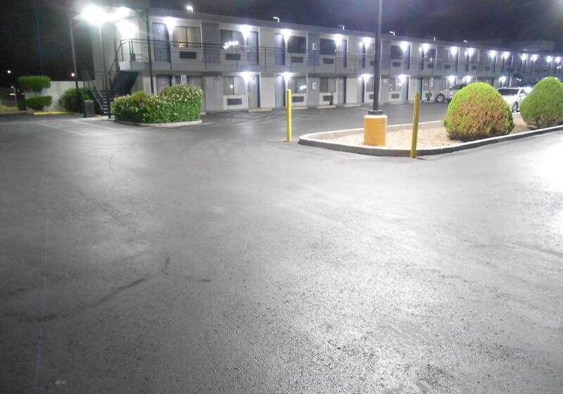 Surestay Hotel By Best Western Phoenix Airport