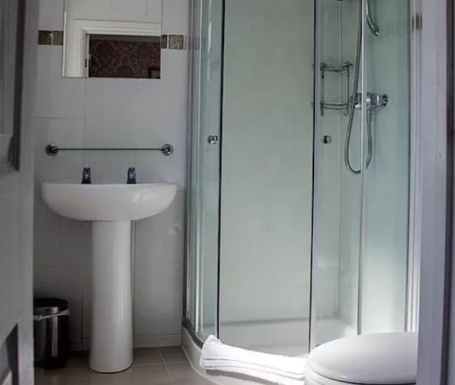 בית מלון כפרי The Emsworth B&b