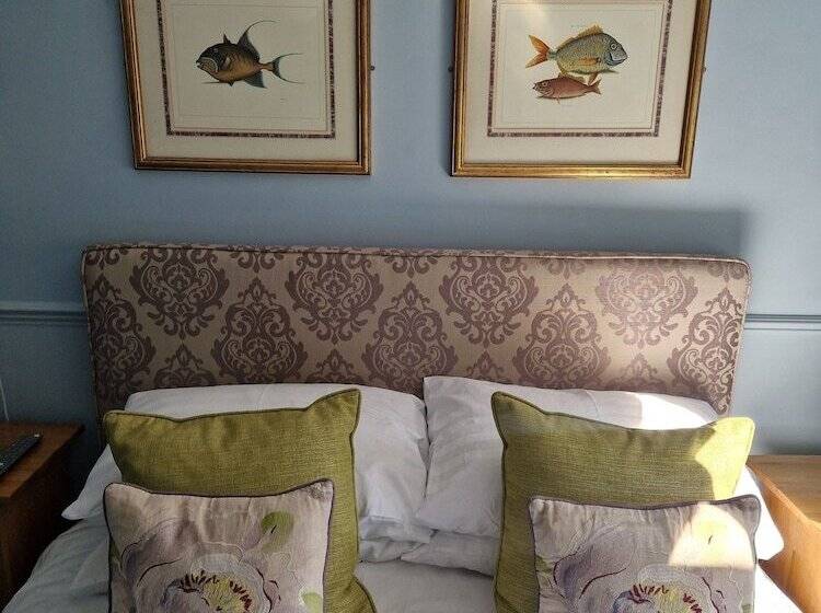 בית מלון כפרי The Emsworth B&b