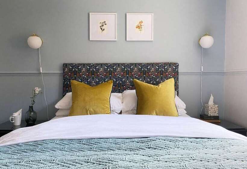 בית מלון כפרי The Emsworth B&b