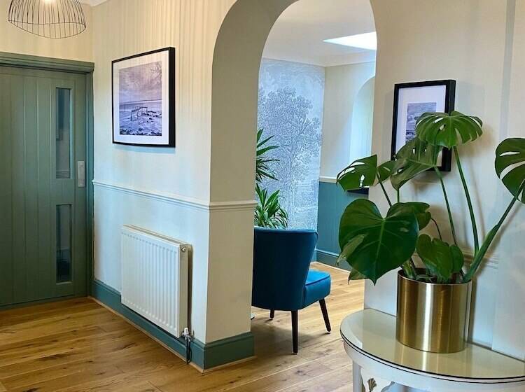 בית מלון כפרי The Emsworth B&b