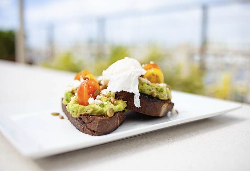 فندق Hilton Vacation Club The Modern Honolulu