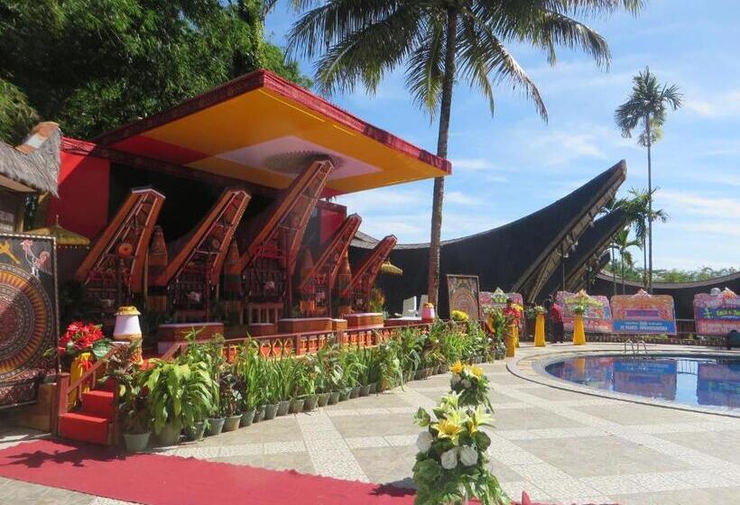 هتل Toraja Heritage