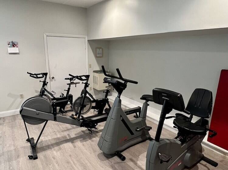 호텔 Town & Country Inn & Resort