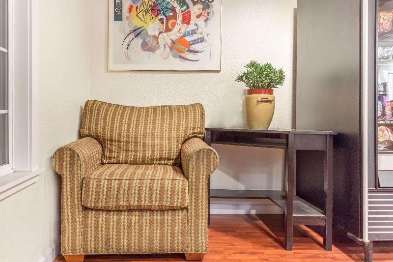 호텔 Travelodge By Wyndham Fairfield/napa Valley