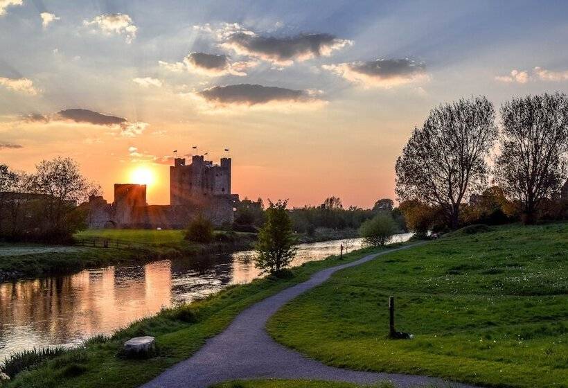 בית מלון כפרי Trim Castle