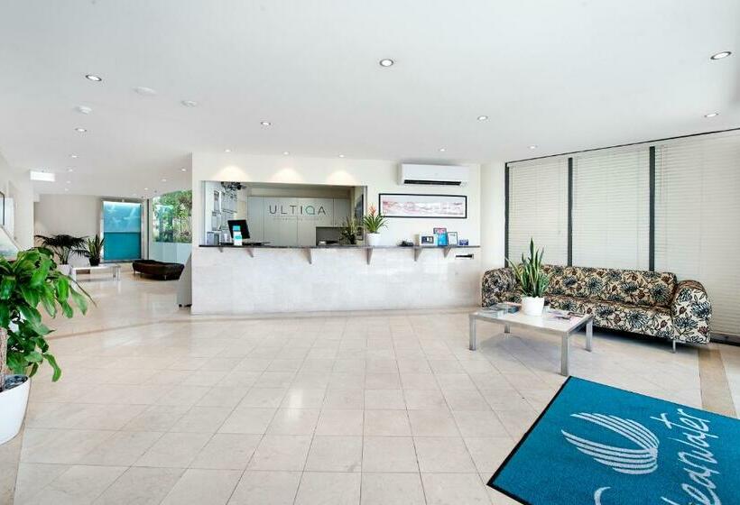 Отель Ultiqa Shearwater Resort