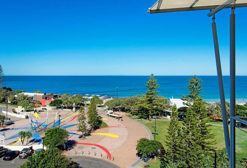 Отель Ultiqa Shearwater Resort