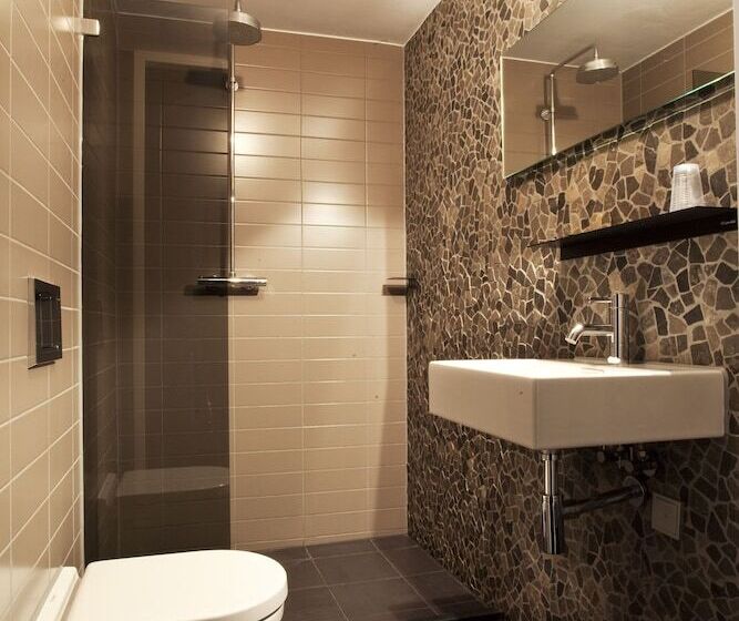 فندق V Frederiksplein