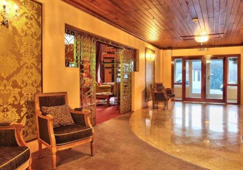 هتل Waitakere Resort & Spa