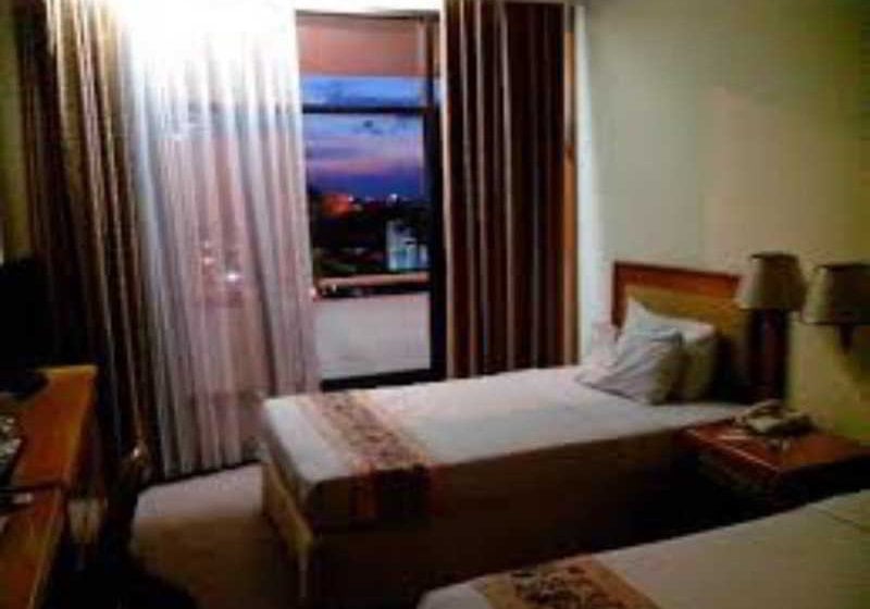 فندق Weta International  Surabaya