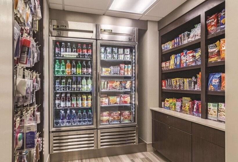 ホテル Wingate By Wyndham Brunswick Ga I 95