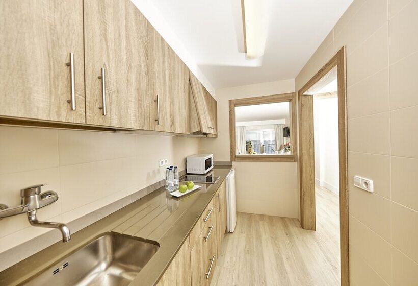 Leonardo Royal Suites Ibiza Santa Eulalia